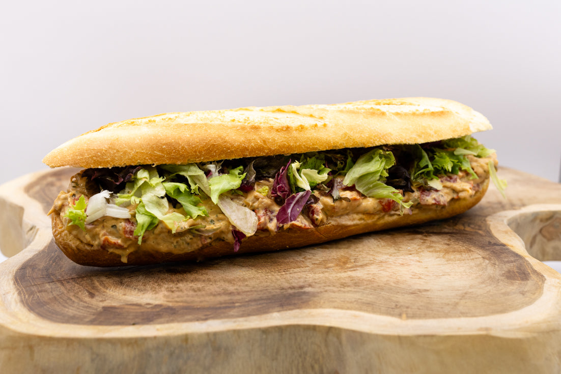 Broodje Toscaanse Tonijnsalade