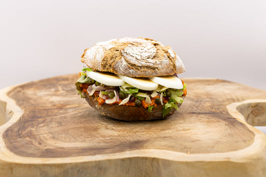 Broodje Filet Americain Red Devil