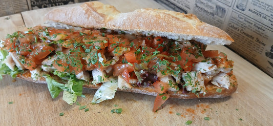Broodje Italiaanse Salsiccia kip Nieuw